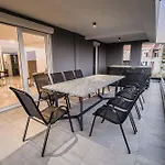 Ive By Belmont Realty * سفيتي بيتار