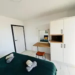 Ive By Belmont Realty شقة سفيتي بيتار