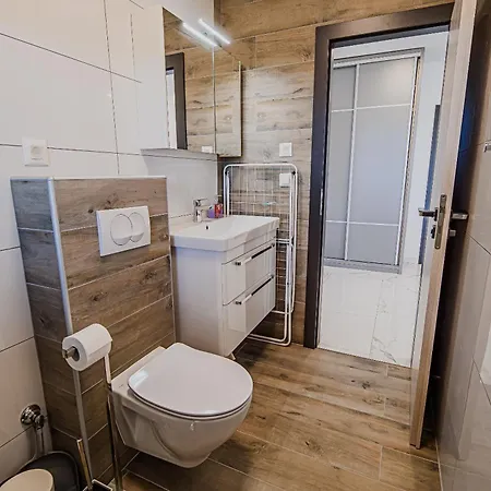 Ive By Belmont Realty Sveti Petar (Zadar)