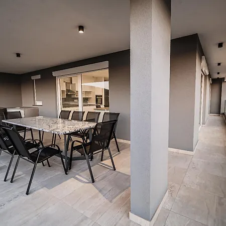 Ive Appartement *