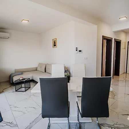 Ive By Belmont Realty Sveti Petar (Zadar)