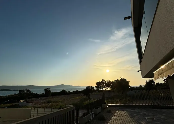 Ive By Belmont Realty * Sveti Petar (Zadar)