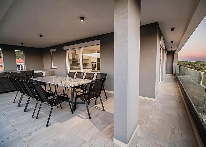 Ive By Belmont Realty Apartment *