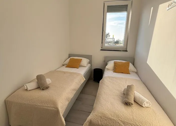 Ive By Belmont Realty Sveti Petar (Zadar)