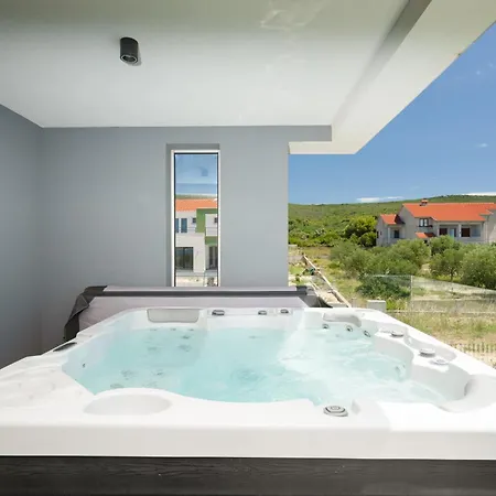 Ive By Belmont Realty * Sveti Petar (Zadar)