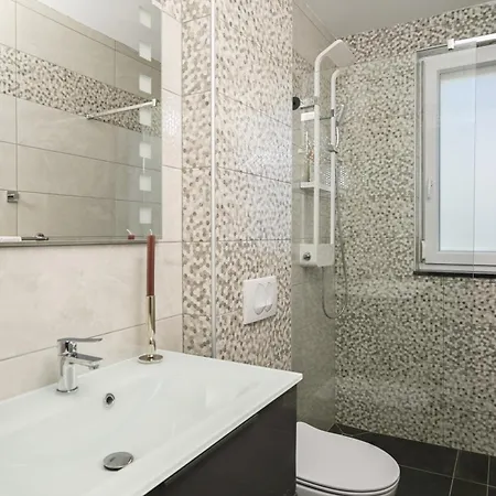 Ive By Belmont Realty Sveti Petar (Zadar)